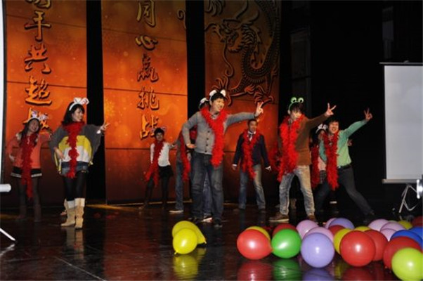 企业年会 (1).jpg