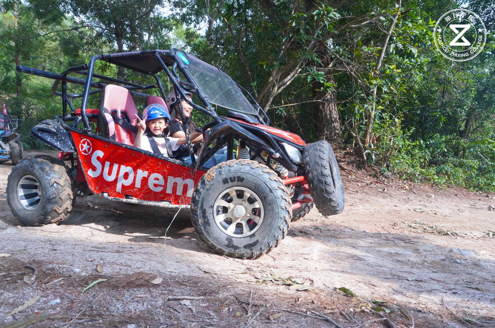 ZHC00462.JPG ZHC00462.JPG