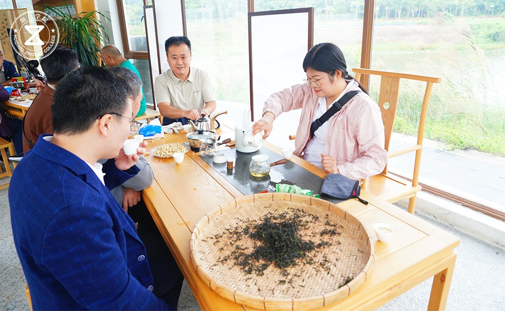 未标题-4.jpg 未标题-4.jpg