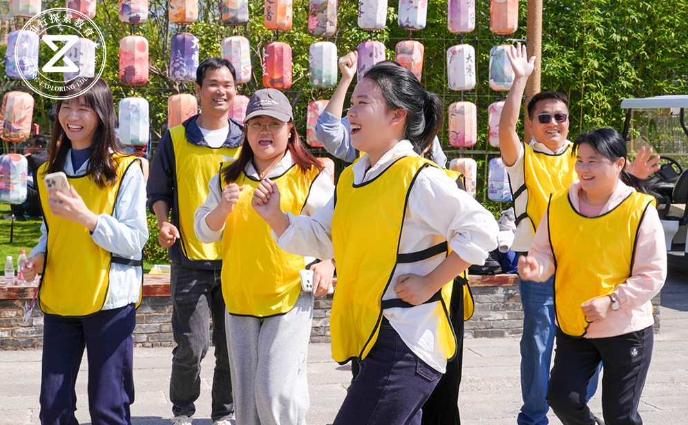 创米智汇物联・山夏古村真人大富翁启幕